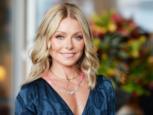 The Rise and Success of Kelly Ripa: A Trailblazer in the Entertainment Industry